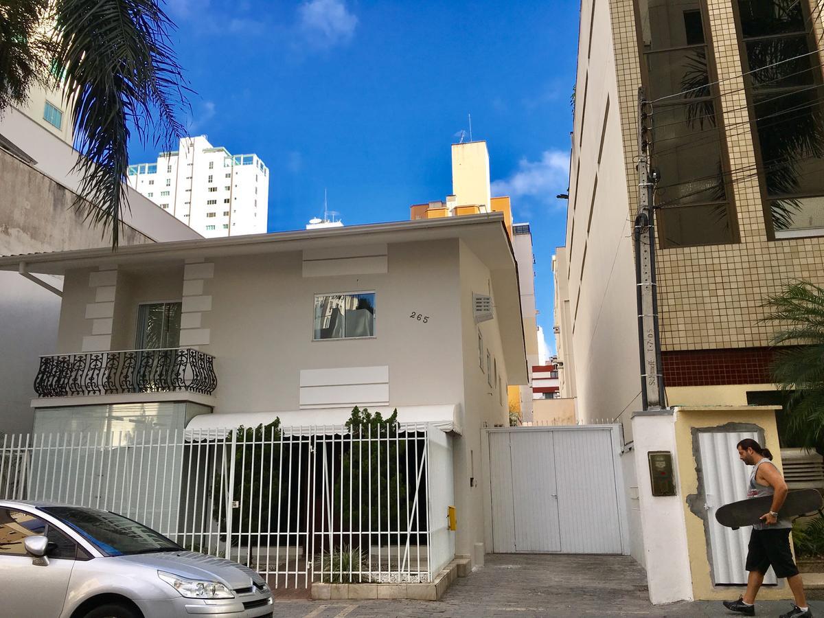 Balneário CamboriúResidencial 700アパートメント エクステリア 写真