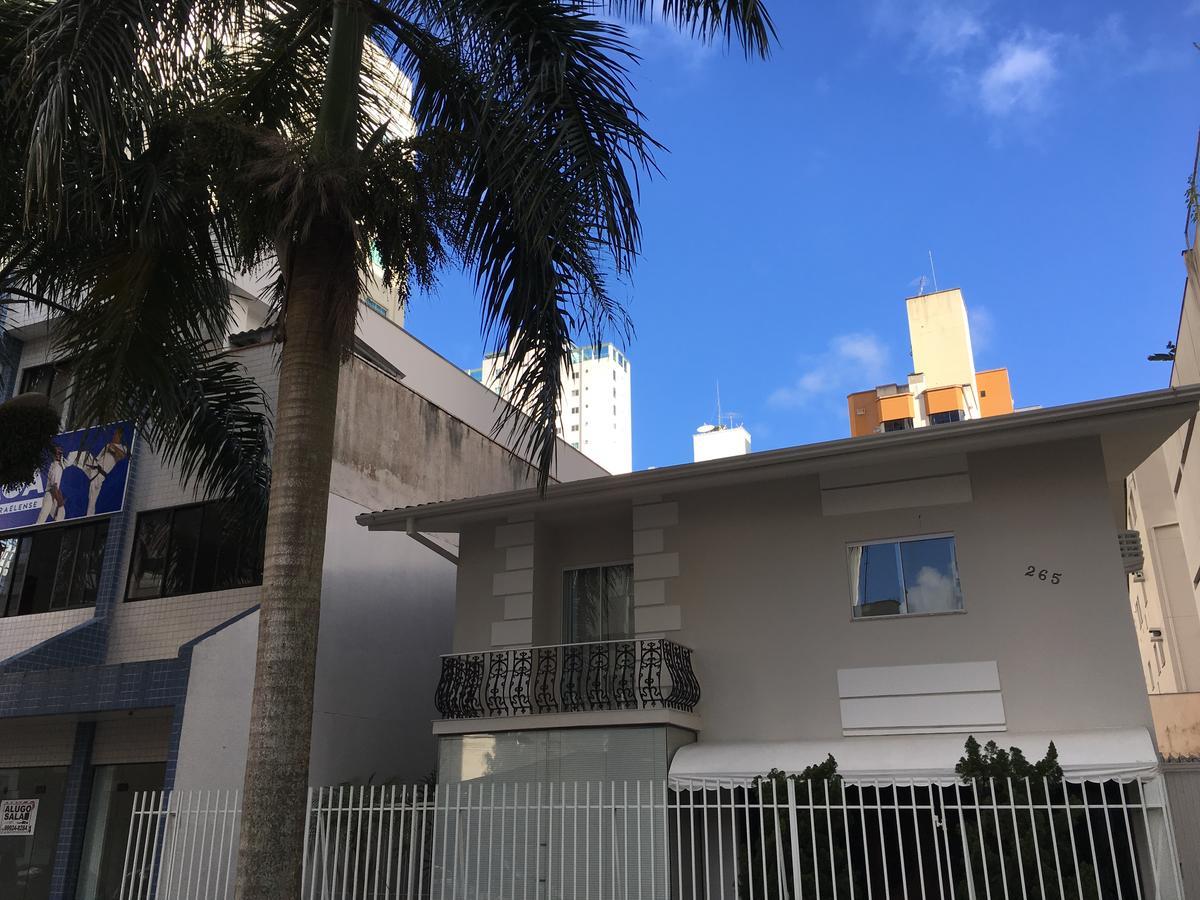 Balneário CamboriúResidencial 700アパートメント エクステリア 写真